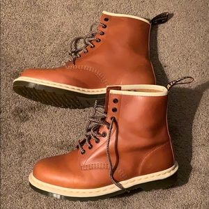 Dr. Martens Men's 1460 8-Eye Boot Oak NEVER WORN